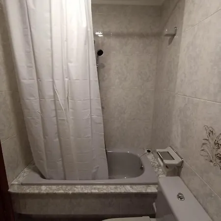 Piso Centrico En Нойя